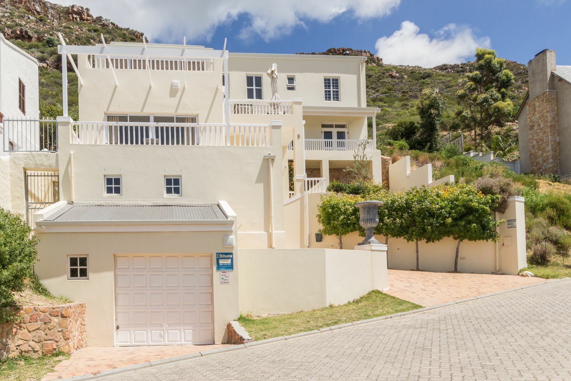 Penguin Palace Simon's Town Exterior photo